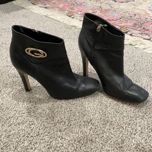 Guess high heeled booties
